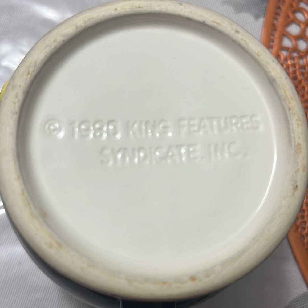 1980 vintage Olive Oyl From Popeyes mug - Picture 8 of 8